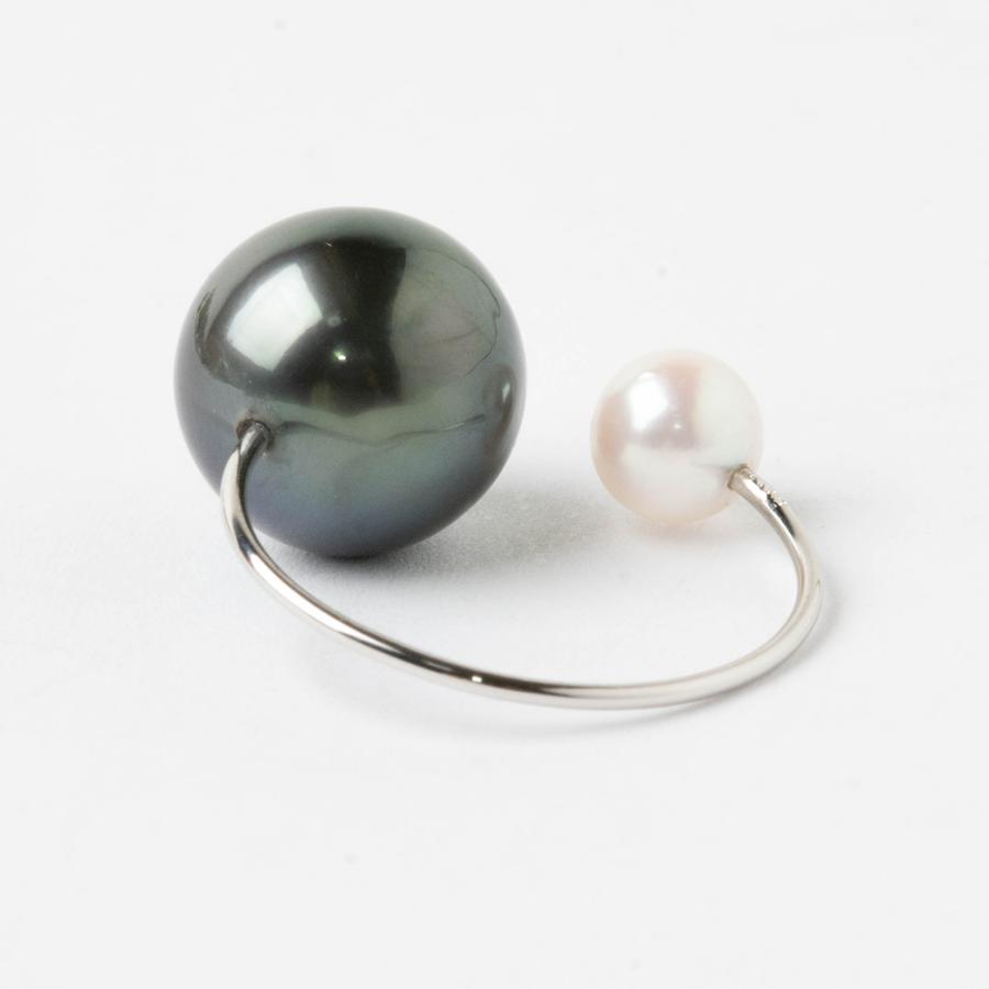 125☻ハンドメイド*アンティーク ブラック  パール クリップ イヤーカフ イヤーカフ パール プラチナ 黒蝶 真珠 ブラックパール