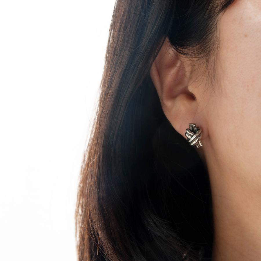 ピアス シルバー925 ノット 結び 「Knot pierce M」メンズ レディース