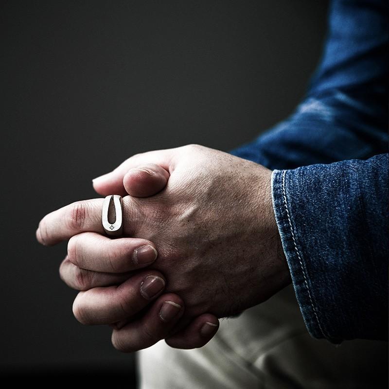 silver925 ダイヤ　ホースシューリング　ラスト1点 再入荷予定なし シルバーホースシューリング｜リング｜ノジェス 公式オンラインストア