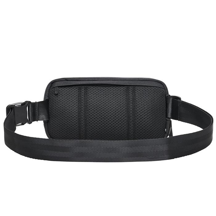 INCASE/インケース バッグ メンズ/レディース Crosstown Sling (クロスタウンスリング) INCO400800-BLK_4