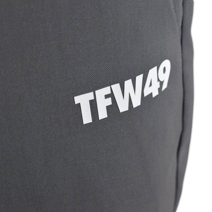 TFW49 ロゴ入り メンズパンツ 黒とグレー TFW49 ロゴ入り メンズパンツ 黒とグレー - メルカリ