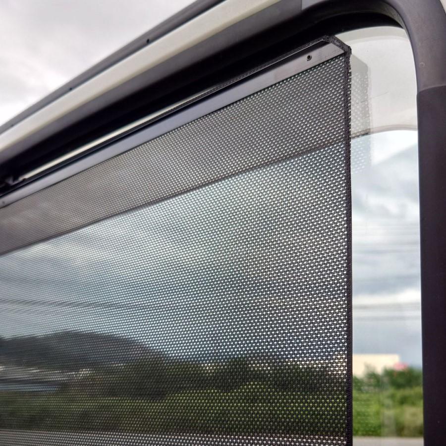 トラック用ロールスクリーン 三菱ふそう 20キャンター/ブルーテック