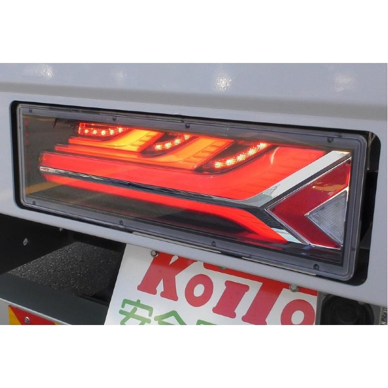 小糸製作所 KOITO(コイト)流鏑馬やぶさめLEDテールランプ 小糸製作所 KOITO(コイト)流鏑馬やぶさめLEDテールランプ