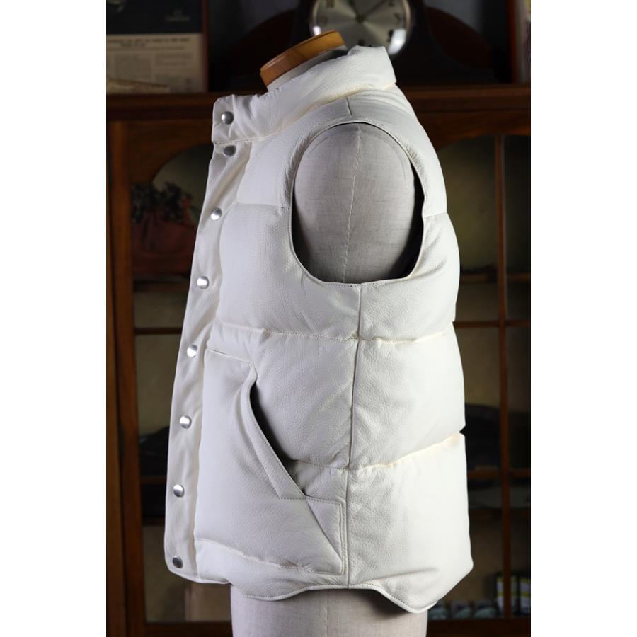 FINE CREEK & CO(ファインクリークアンドコー)〜Law Deerskin Vest White〜の画像