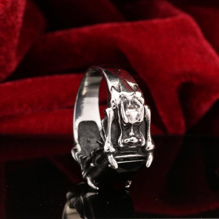 リング 指輪 メンズ ステンレス オニキス ストーン リリー 百合 花 フラワー ゴスロリ スチームパンク ゴシック ロリータ パンク ハロウィン |  | 05