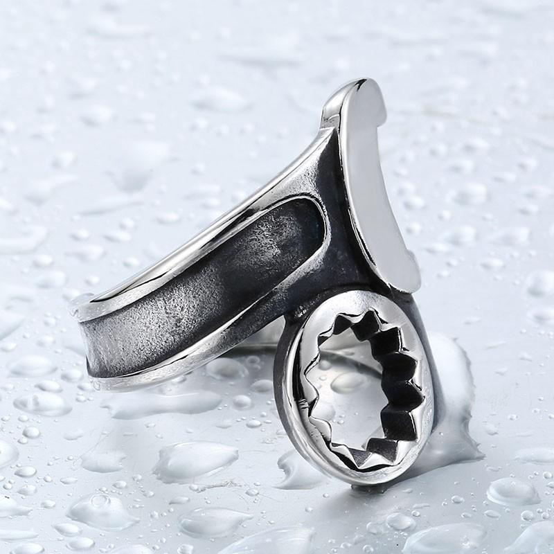 リング 指輪 メンズ ステンレス 工具 ステンレスリング サージカルステンレス シルバー スパナ ナット ユニーク かっこいい アクセサリー プレゼント |  | 03