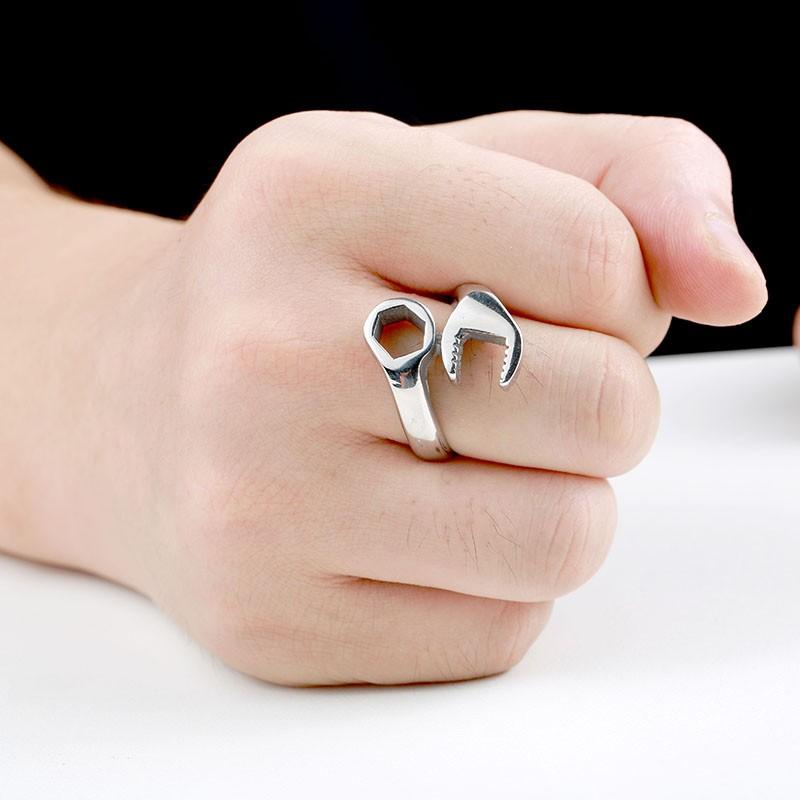 リング 指輪 メンズ ステンレス 工具リング サージカルステンレス スパナ ナット 工具 ユニーク 立体 シルバー ゴールド ブラック ユニセックス プレゼント |  | 01