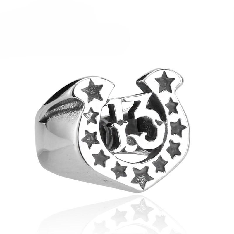 リング 指輪 メンズ ステンレス 馬蹄 13 サージカルステンレス 馬 ウマ 蹄鉄 ナンバー スター 星 ユニーク 個性的 ユニセックス ペア プレゼント | 