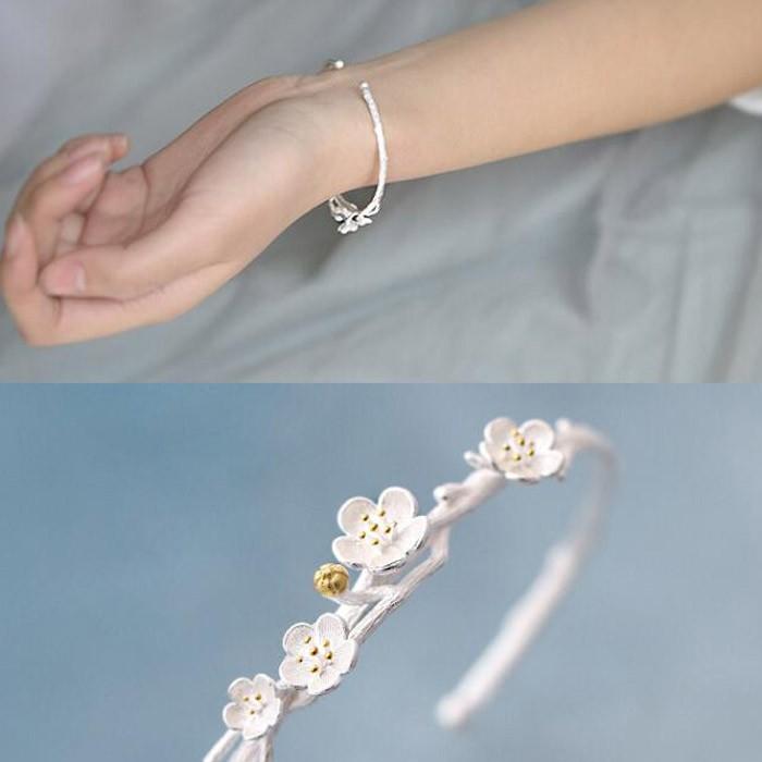 桜 ブレスレット バングル 花 サクラ さくら プレゼント ギフト ガーリー 可愛い スチームパンク パーティ ハロウィン イベント 春 入学祝 卒業祝 レディース |  | 01