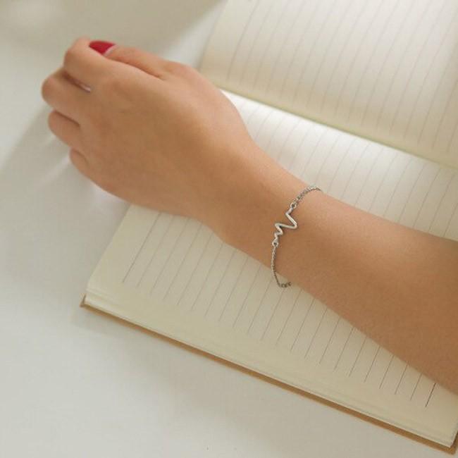 ブレスレット バングル 心電図 人気 流行 シンプル ウェーブ 心拍数 レディース メンズ ジュエリー 夏 スタイル ビーチ プレゼント ギフト ハロウィン |  | 06