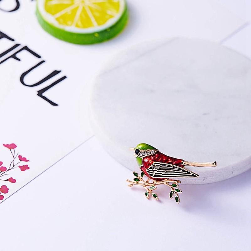 ★Trifari★オウム ブローチ ピン TRIFARI トリファリ | ピンズ屋 ビンテージのピンバッジ