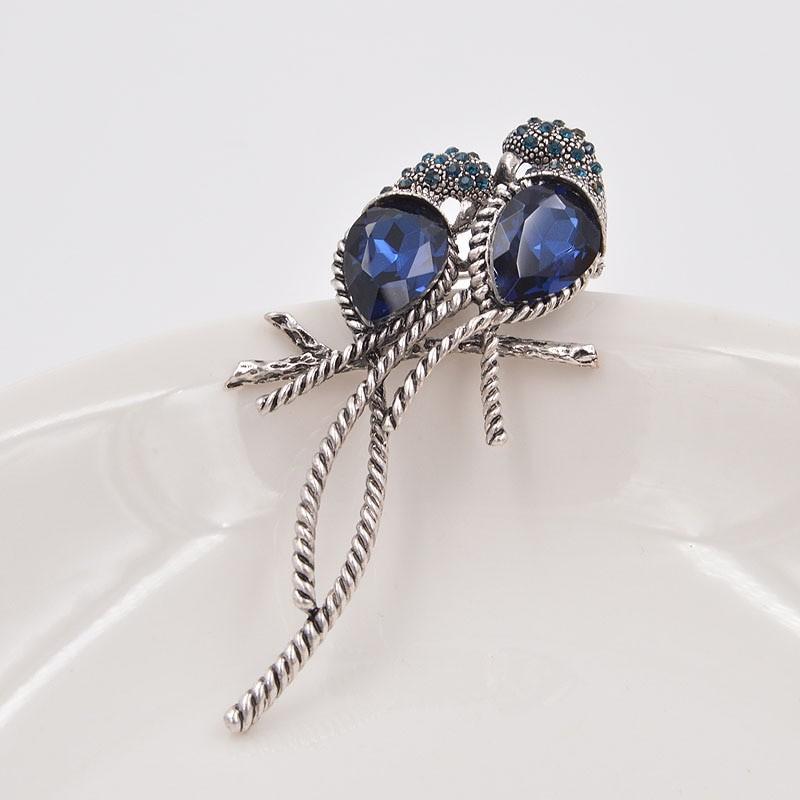 ブローチ ストーン 鳥 インコ オウム シルバー プレゼント 可愛い スチームパンク パーティ ラインストーン ブルーバード ペア ピンズ 青い鳥 ギフト |  | 03