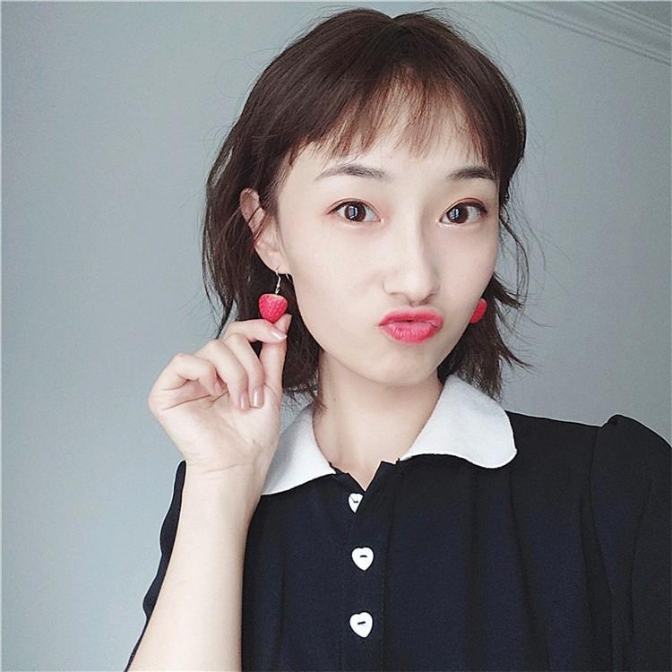 イヤリング イチゴ 苺 花 ハンドメイド クレイ 粘土 レジン イヤーカフ ノンホール ポップ 可愛い ガーリー カジュアル コスプレ ハロウィン パーティ ギフト |  | 04