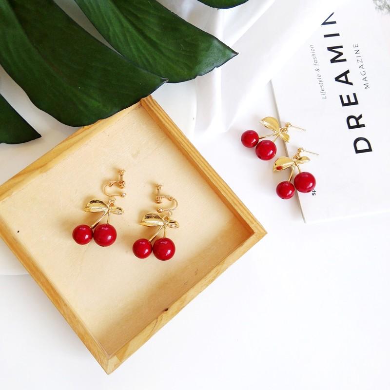 チェリー イヤリング イヤーカフ さくらんぼ ノンホール シルバー ゴールド 花 イヤークリップ アレルギーフリー 金属アレルギー対応 可愛い ポップ ゆるふわ |  | 07