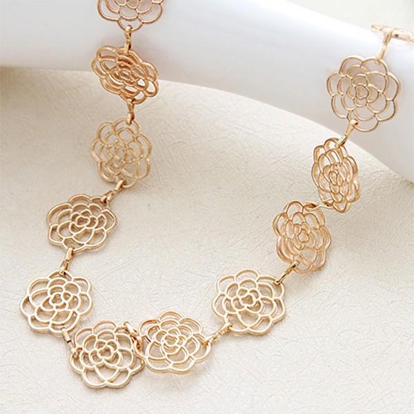 ローズ フラワー ヘッドバンド 花 植物 ゴールド スチームパンク ガーリー アクセ アクセサリー バラ 薔薇 エレガント 大人 シンプル おしゃれ レディース |  | 04