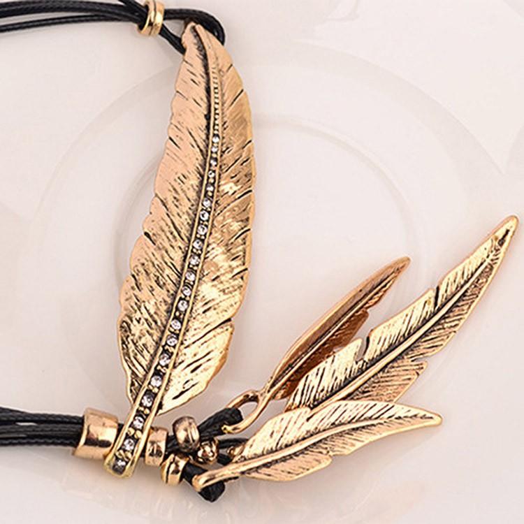ネックレス ペンダント インディアン ネイティブアメリカン チョーカー 革紐 ロック パンク スチームパンク 大きい 羽根 羽 ハロウィン ヴィンテージ 鳥 |  | 07