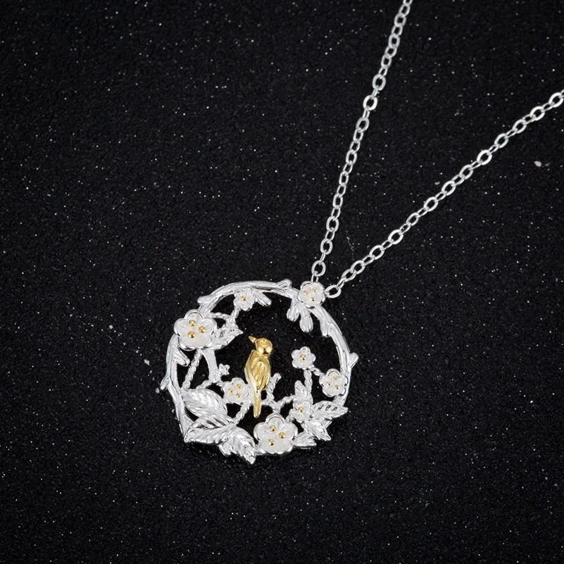 鳥 ネックレス ペンダント 花 フラワー リース バード 小鳥 インコ ガーリー チョーカー チェーン エレガント ファッション レディース パーティ ヴィンテージ |  | 02