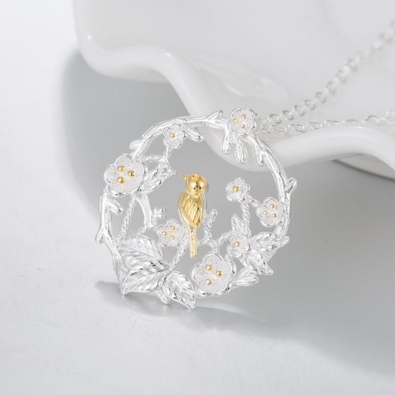 鳥 ネックレス ペンダント 花 フラワー リース バード 小鳥 インコ ガーリー チョーカー チェーン エレガント ファッション レディース パーティ ヴィンテージ |  | 03