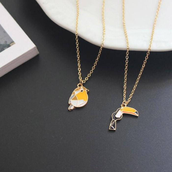 ネックレス ステンドグラス フラミンゴ オニオオハシ オカメインコ スズメ レディース 鳥 チョーカー ネックレス エレガント ガーリー 可愛い 小鳥 ギフト |  | 09