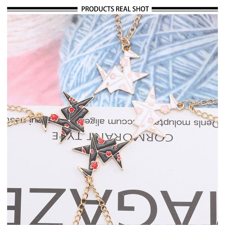 ネックレス ペンダント チョーカー オリガミ 折り紙 折鶴 ツル 鳥 鶴 アクセサリー 和風 和物 エレガント ファッション 着物 浴衣 |  | 02