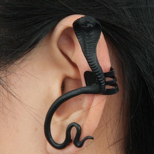 ピアス 蛇 ヘビ スネーク イヤーカフ キングコブラ イヤーラップ メンズ かっこいい カッコイイ ロック パンク V系 ハロウィン 爬虫類 両生類 アクセサリー Pia 015 ロキシー工房 通販 Yahoo ショッピング