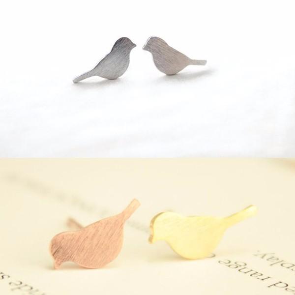 鳥 ピアス バード 小鳥 カワイイ かわいい 可愛い ぺア シルバー ゴールド ピンク インコ オウム レディース シンプル 小ぶり とり トリ アクセサリー ギフト Pia 025 ロキシー工房 通販 Yahoo ショッピング