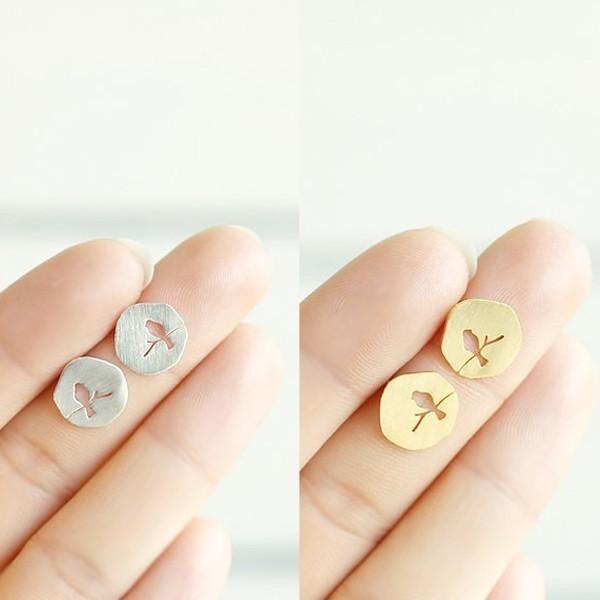 鳥 ピアス シルエット 型抜き 小鳥 ペアピアス トリ シルバー ゴールド