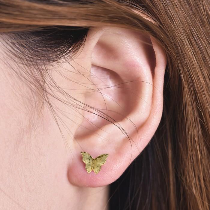 バタフライ ピアス シンプル スタッドピアス 蝶、昆虫 虫 可愛い 