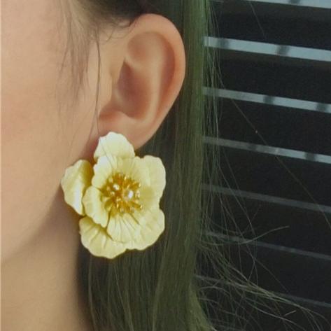 ピアス 花 フラワー 大きい パール ラインストーン ビジュー ビンテージ アクセサリー 大人 可愛い  クリスマス ガーリー パーティ大きめ |  | 03