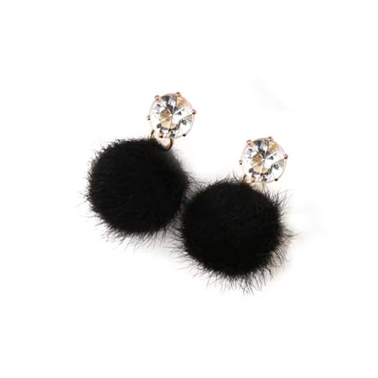 ピアス ぽんぽん ポンポン ハンドメイド ふわふわ 可愛い ラビット