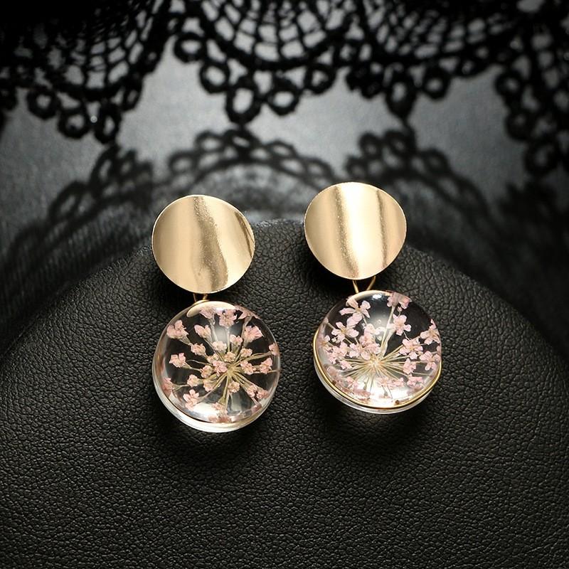 ピアス クリア レジン 花 フラワー 透明 ボール ハンドメイド ドライ