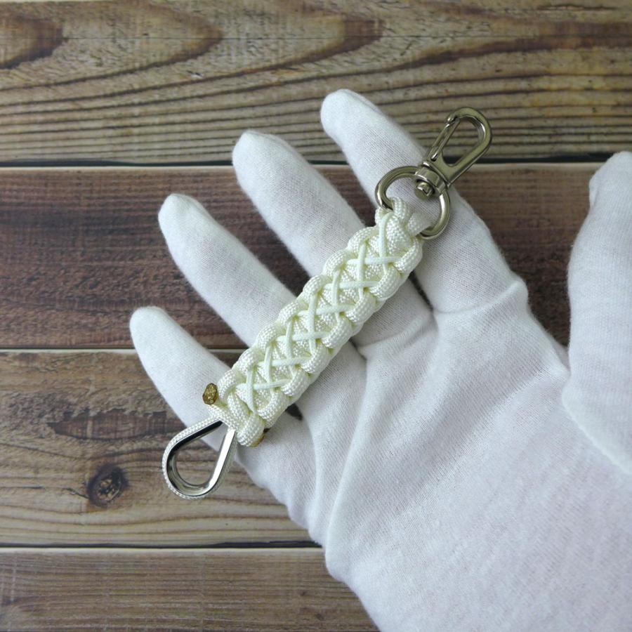 オーダーメイド パラコード 蓄光ステッチ入り キーホルダー EDC