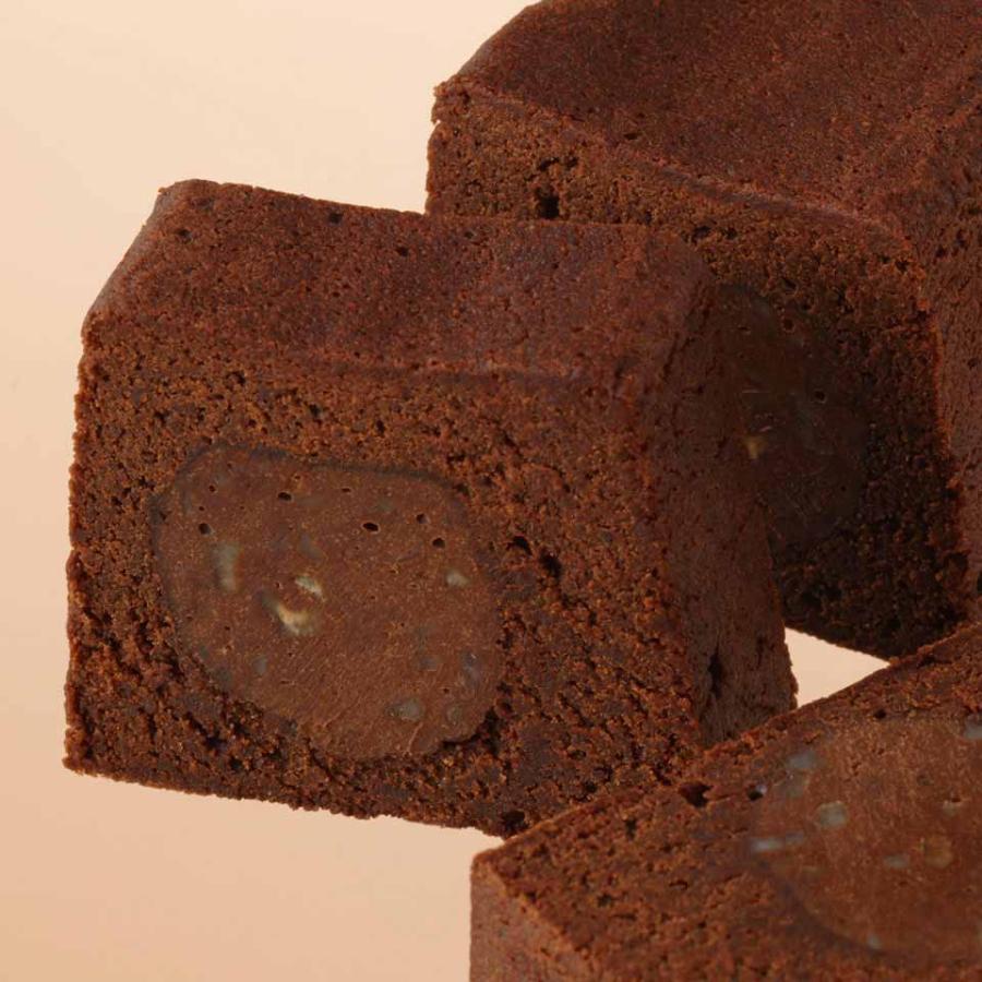 バレンタイン 2026 ロイズ 公式 ROYCE' ケーク オ ショコラ スイーツ お菓子 チョコレート ケーキ ポイント利用 | ROYCE' | 02