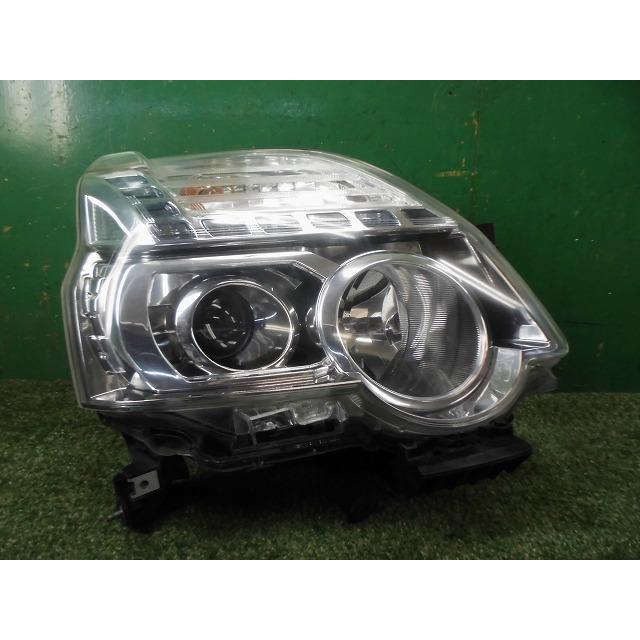 エクストレイル 日産 X-TRAIL NT31 右ヘッドランプ 右ライト 26010