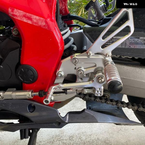 並行輸入品 ホンダ CBR250RR 2017-2019 オートバイ バイク リアセット フットレスト フットペグ CNC 合金 ペダル リアセット_2