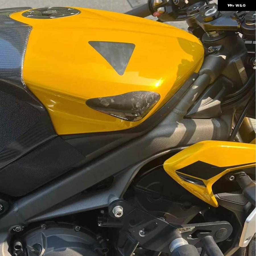 並行輸入品バイク タンク カーボン カバー トライアンフ STREET TRIPLE
