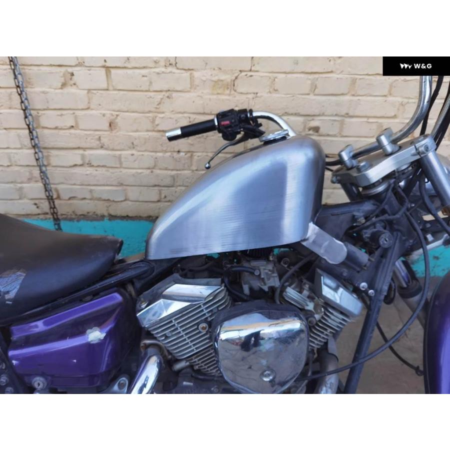 並行輸入品8L バイク ガソリン 燃料タンク ボックス ガスキャップ付き ヤマハ ドラッグスター 250の画像