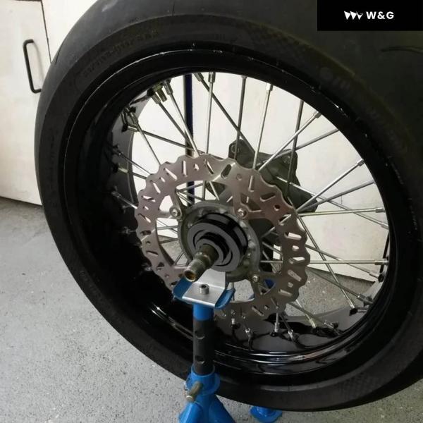 並行輸入品 オートバイ バイク リアホイールバランサー アダプター ツール BMW R1200GS LC 2013-2014-18 R1200GS ホイールバランサー アダプター ツールの画像