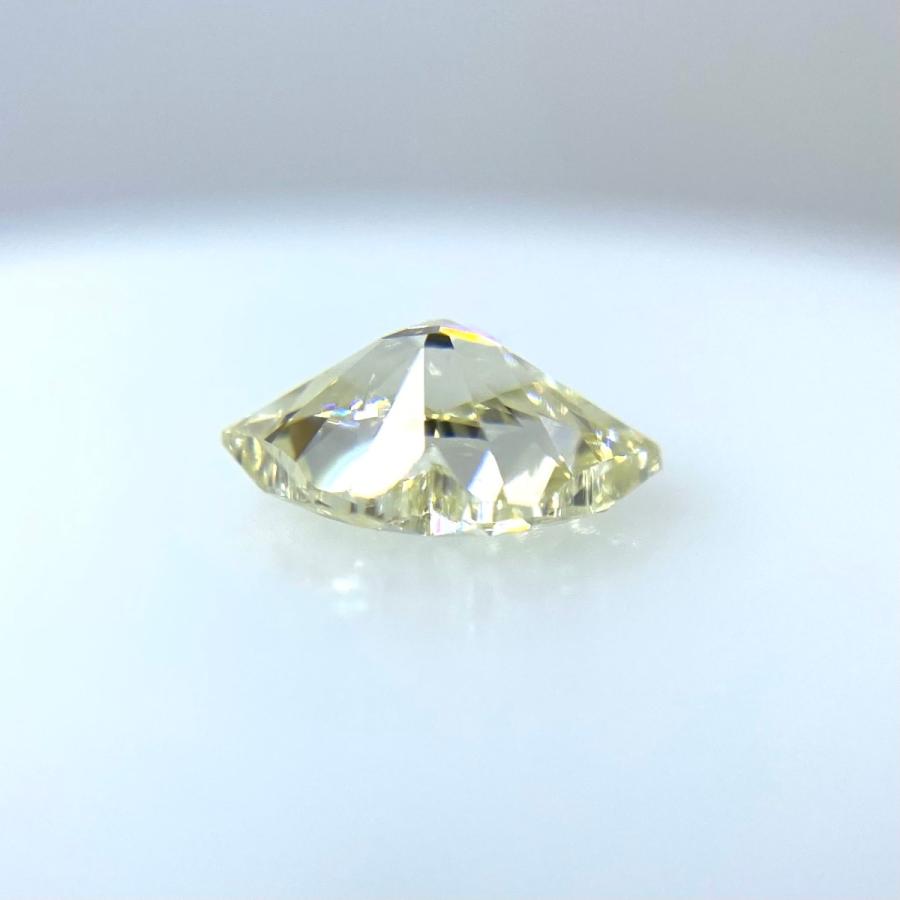 LIPS！唇の形！ VERY LIGHT YELLOW 0.689ct/RT0880/CGL 【公式通販】