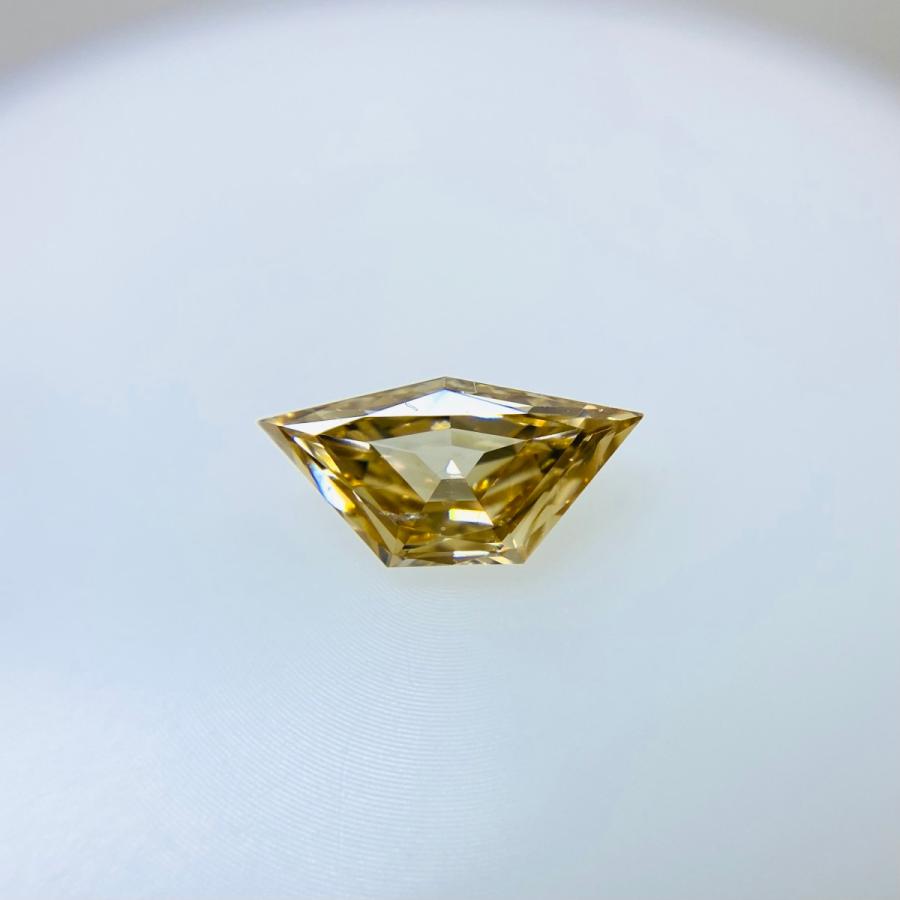 ペンタゴン！ FANCY LIGHT ORANGY BROWN VS1/0.536ct/RT1080/CGL 