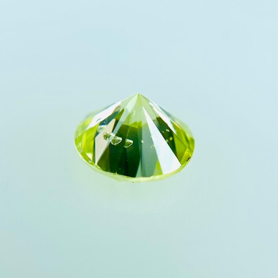 FANCY INTENSE YELLOW GREEN 0.209ct RD/RT2158/CGL |  | 07