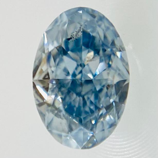 FANCY VIVID BLUE 天然ブルーダイヤモンド 0.163ct OV/RT2695/CGL |  | 01