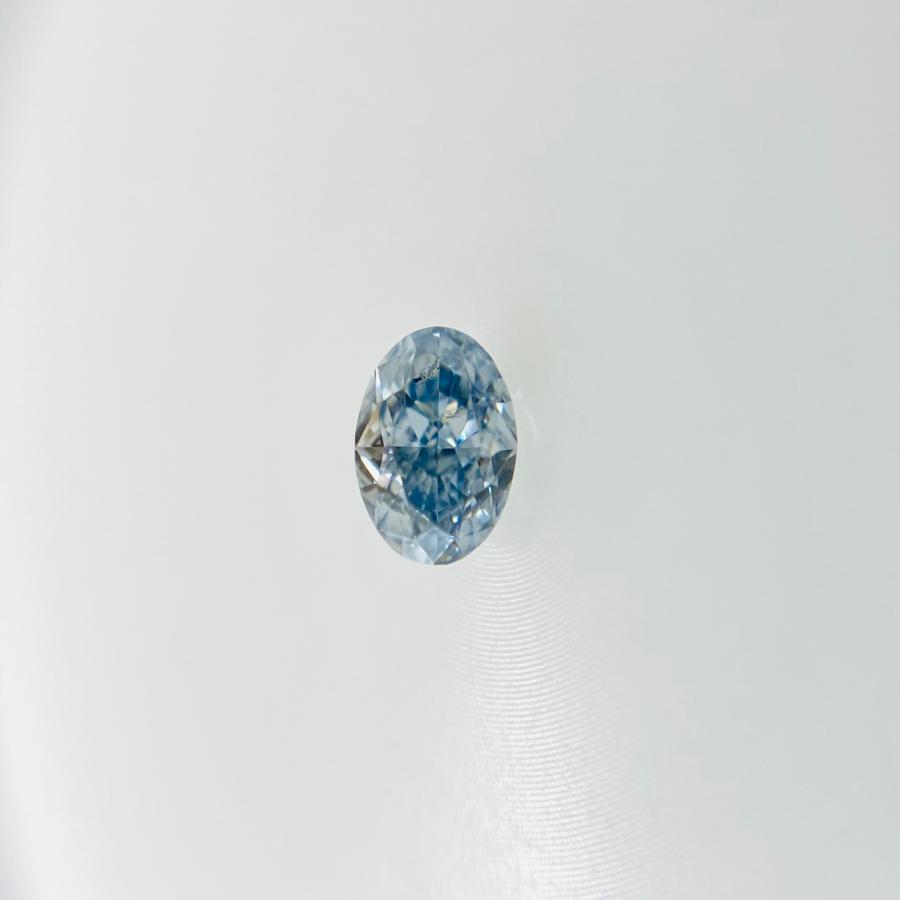 FANCY VIVID BLUE 天然ブルーダイヤモンド 0.163ct OV/RT2695/CGL |  | 03