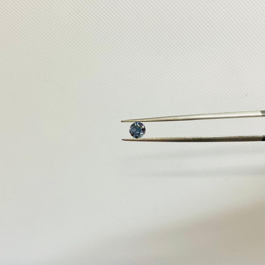 FANCY VIVID BLUE 天然ブルーダイヤモンド 0.270ct RD/RT3100/CGL |  | 03