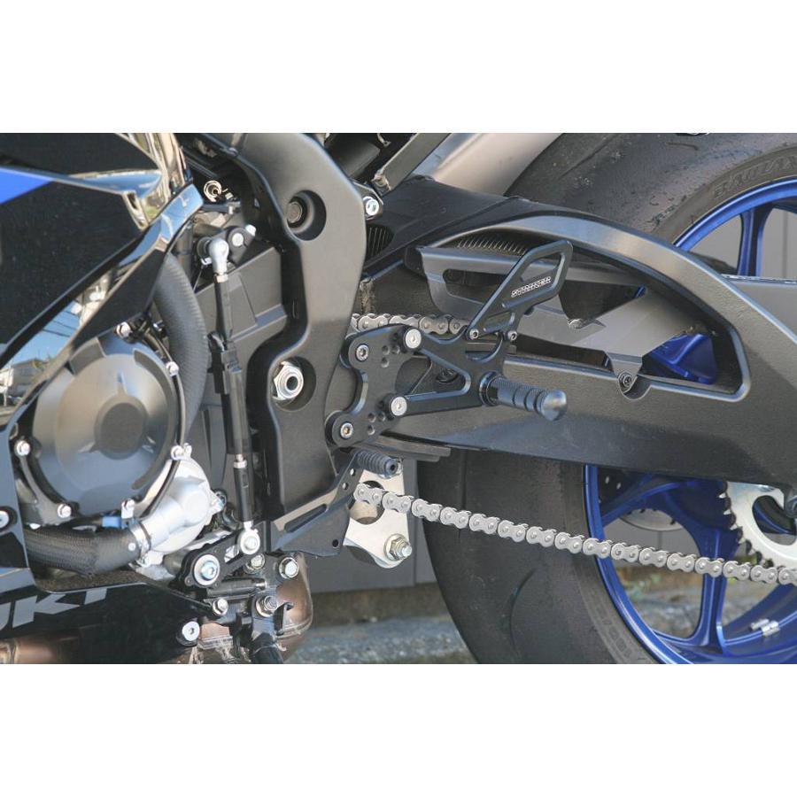 STRIKER (ストライカー) スペシャルステップキット 6POS ブラックハードアルマイト GSX-R1000/R ABS SS-AA2138Bの画像