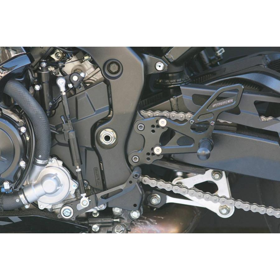 STRIKER (ストライカー) スペシャルステップキット 6POS ブラックハードアルマイト GSX-R1000/R ABS SS-AA2138Bの画像