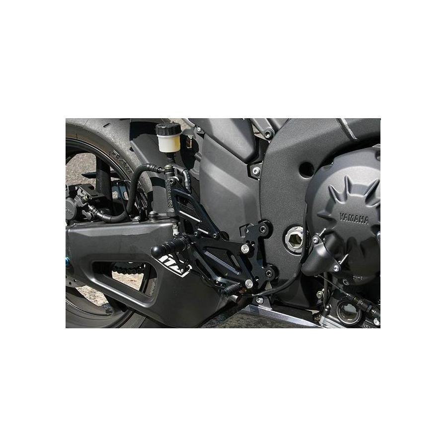STRIKER (ストライカー) スペシャルステップキット ブラック YZF-R1 SS-AA285Bの画像
