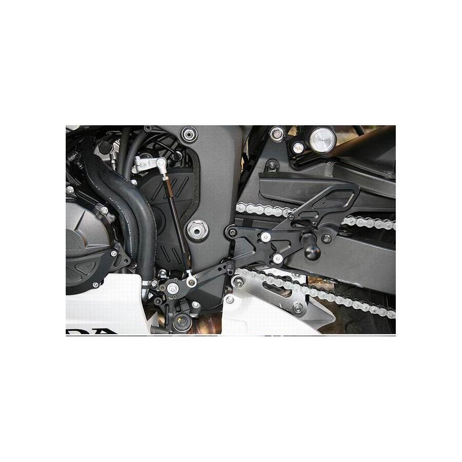 ストライカー スペシャルステップキット ブラック CBR600RR SS-AA289Bの画像