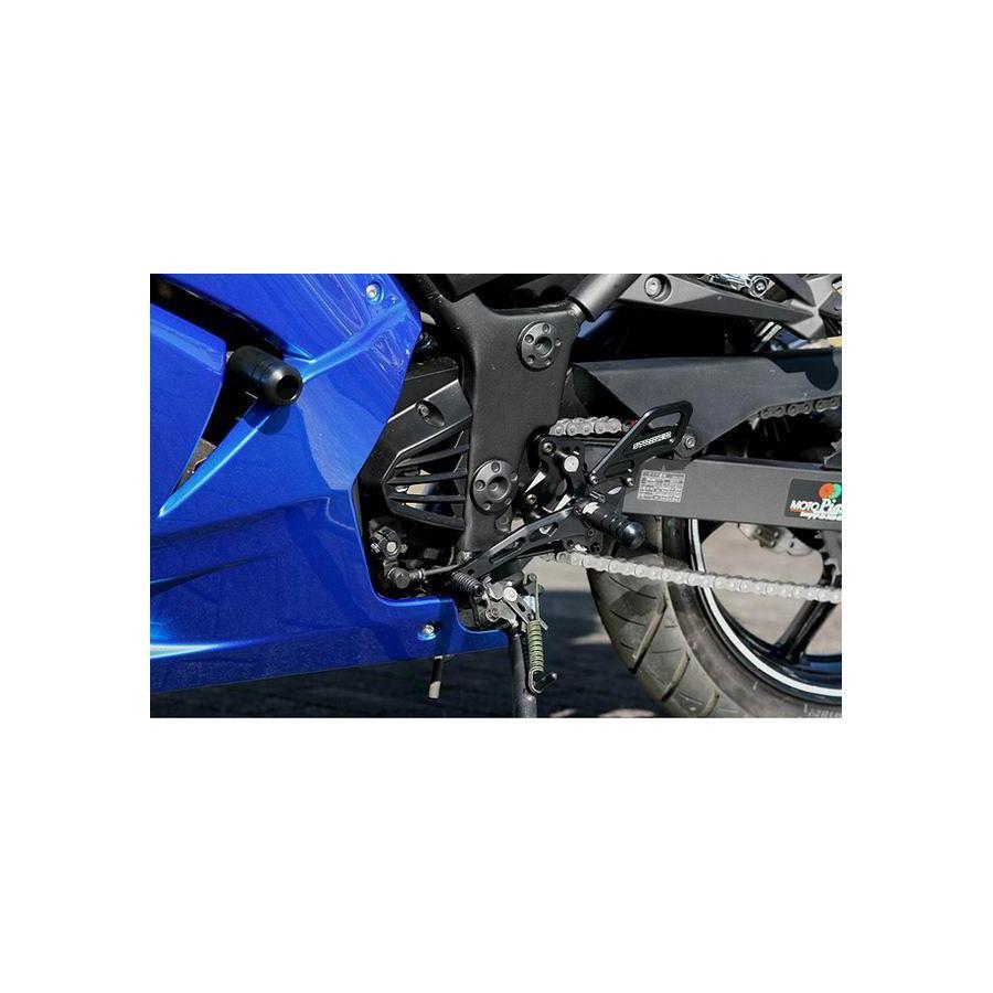 STRIKER (ストライカー) スペシャルステップキット ブラック Ninja250R[ニンジャ] SS-AA294Bの画像