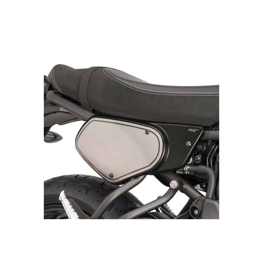 プーチ Puig サイドパネル カーボンプリント XSR700 8562C